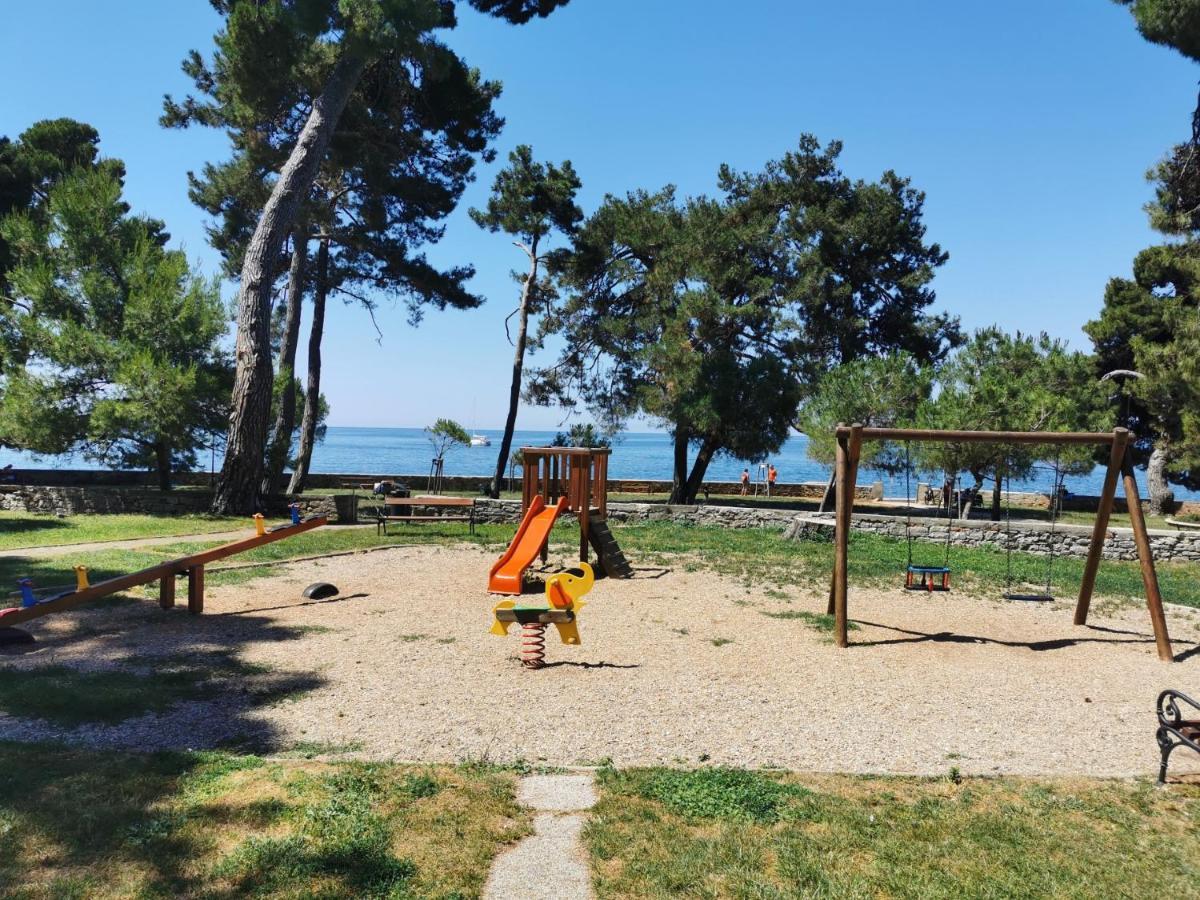 Lara Deluxe Superior 5 Star Apartment, Your Piece Of Heaven By The Sea & Park Novigrad  Екстер'єр фото