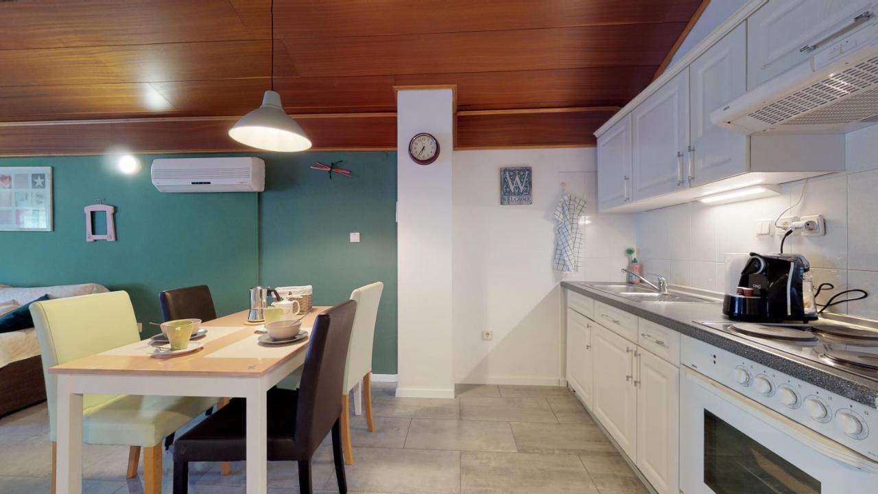 Lara Deluxe Superior 5 Star Apartment, Your Piece Of Heaven By The Sea & Park Novigrad  Екстер'єр фото