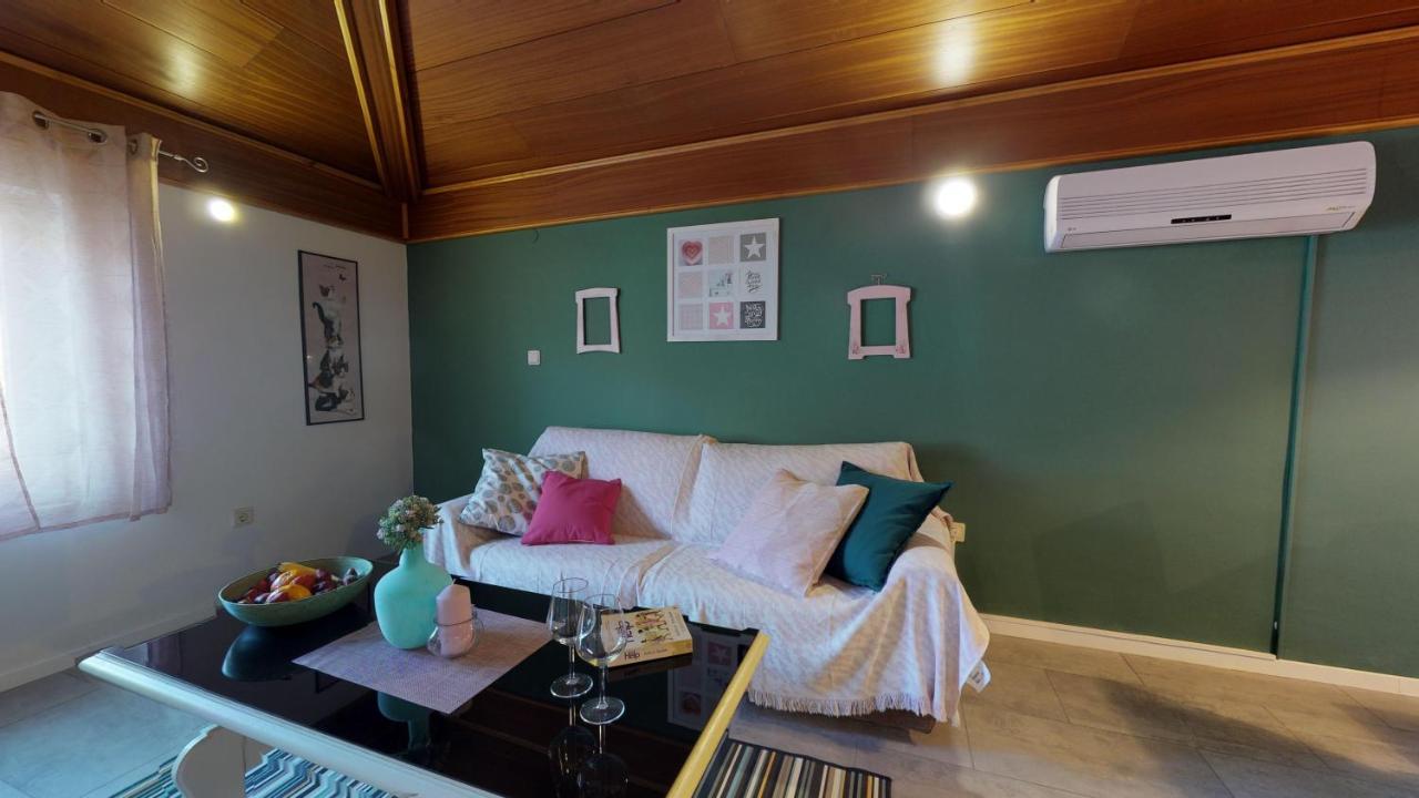 Lara Deluxe Superior 5 Star Apartment, Your Piece Of Heaven By The Sea & Park Novigrad  Екстер'єр фото